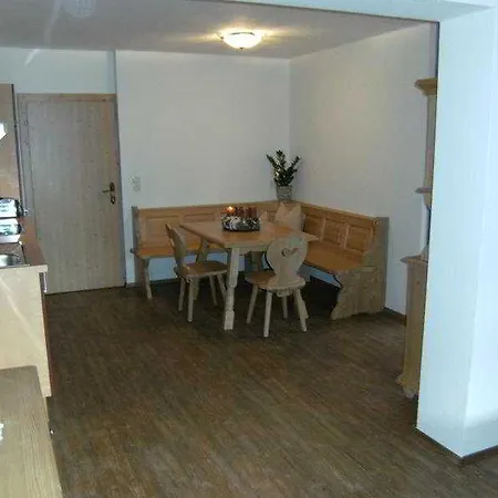 Apart Fuegenerhof 4*